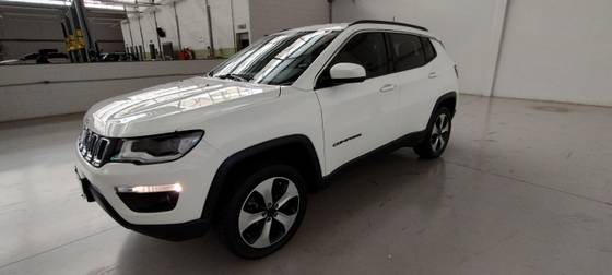 JEEP COMPASS 2.0 16V DIESEL TRAILHAWK 4X4 AUTOMÁTICO JEEP COMPASS 2.0 16V DIESEL TRAILHAWK 4X4 AUTOMÁTICO